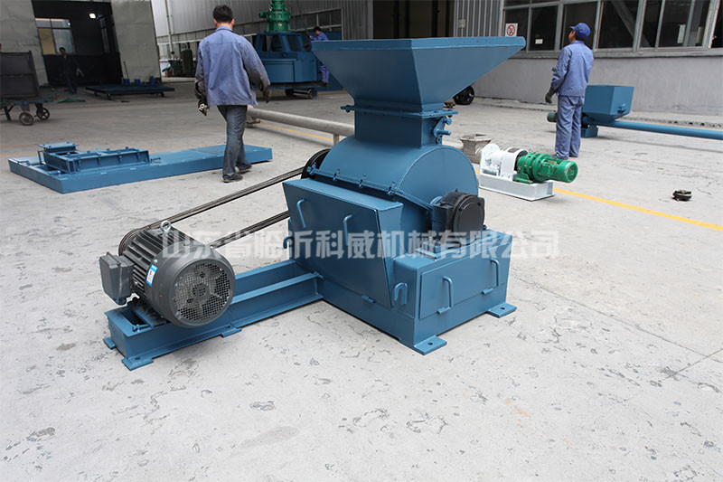 YX尿素破碎機